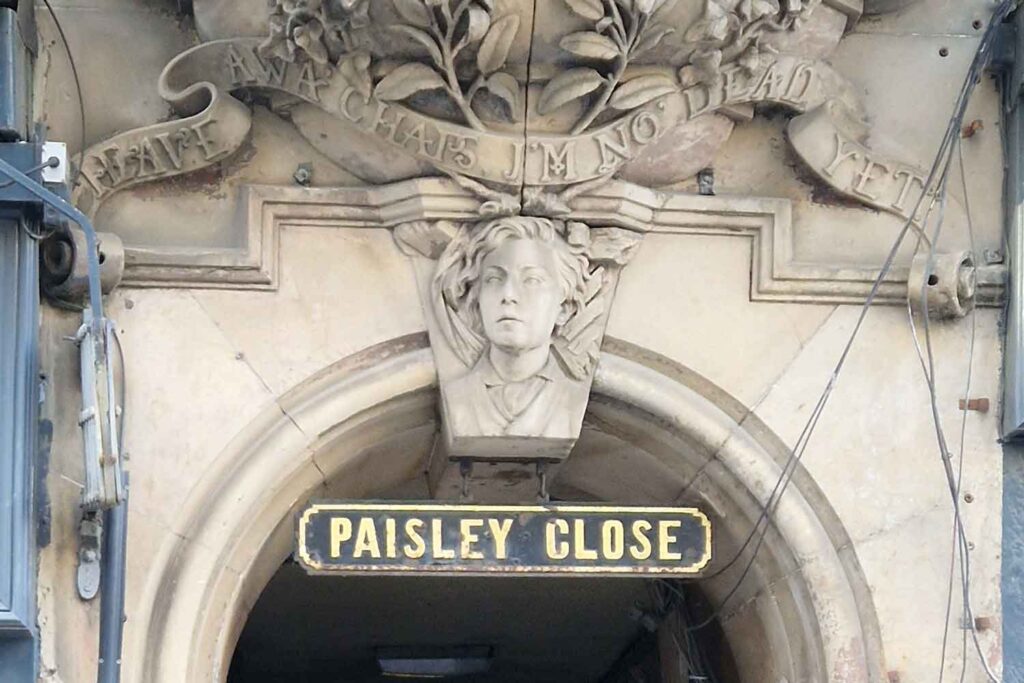 An entrance to one of the many closes along Edinburgh's Royal Mile