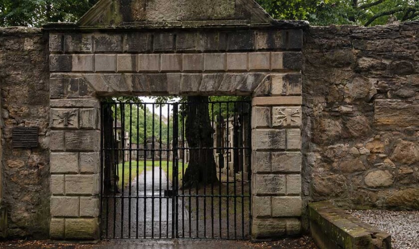 Free tour of ghosts, mysteries, and witches