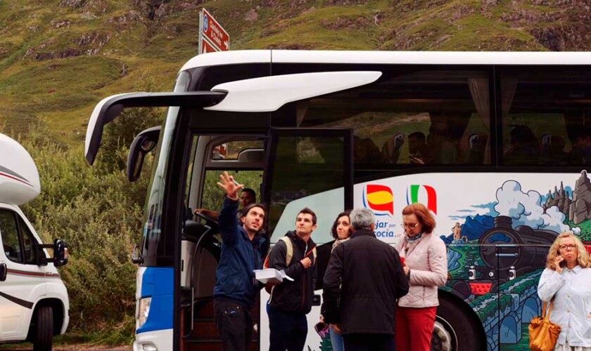 Guide during the Loch Ness tour