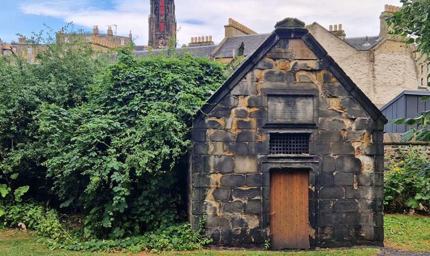 Edinburgh ghosts tour