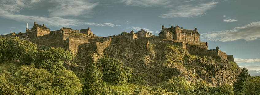 Edinburgh castle from Princes's garden